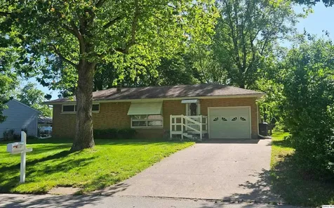 2025 West Hilltop Drive Quincy IL 62305