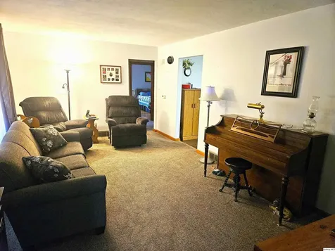 2025 West Hilltop Drive Quincy IL 62305