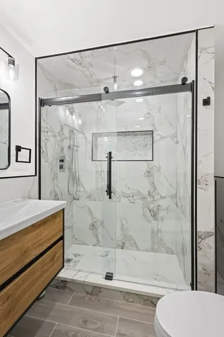 3934 North Sawyer Avenue Chicago IL 60618