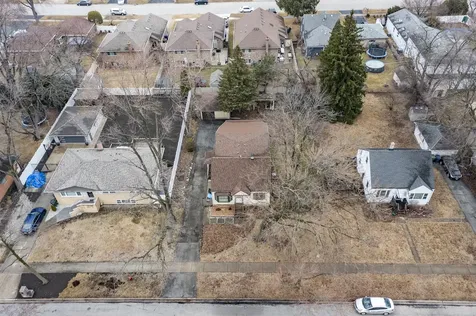 6212 West 92nd Place Oak Lawn IL 60453