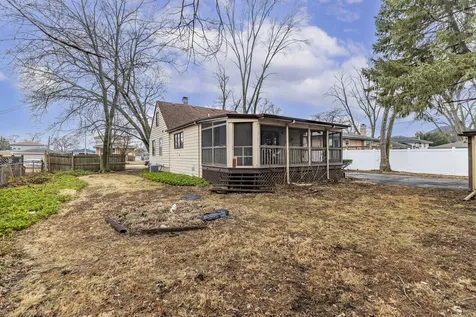 6212 West 92nd Place Oak Lawn IL 60453