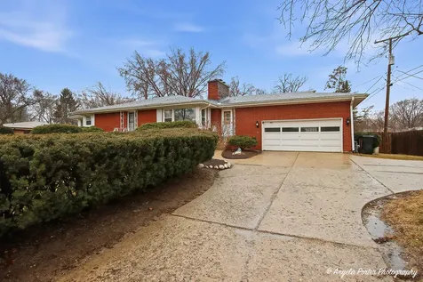 515 Country Club Drive Mchenry IL 60050
