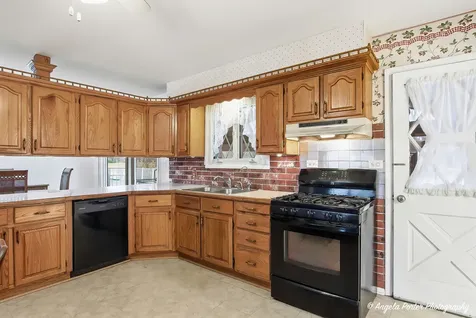 515 Country Club Drive Mchenry IL 60050