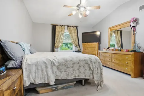 106 Wildflower Place Bloomington IL 61704