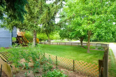 106 Wildflower Place Bloomington IL 61704