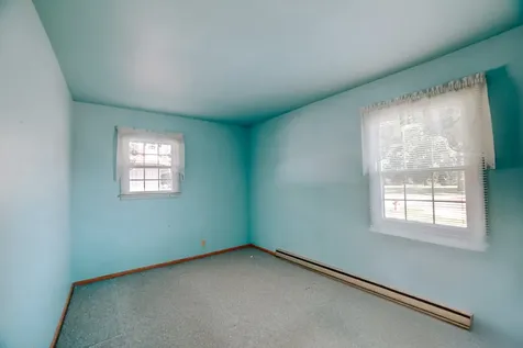 100 West Herron Court Watseka IL 60970