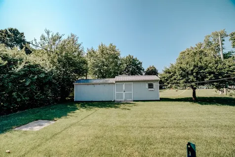 100 West Herron Court Watseka IL 60970