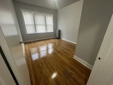 2049 East 68th Street Chicago IL 60649