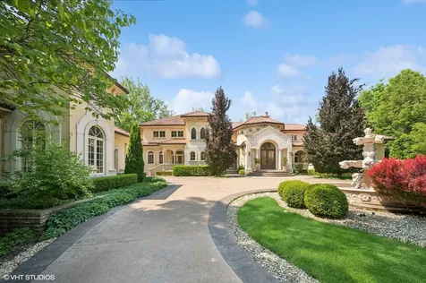 1031 Barrys Court Lake Forest IL 60045