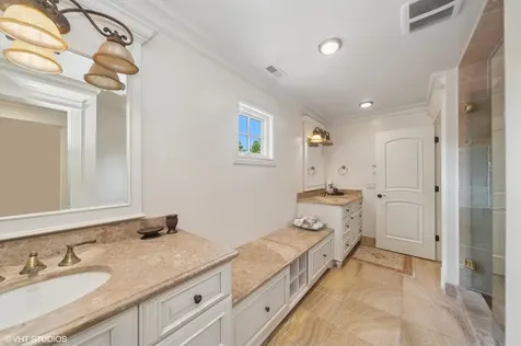1031 Barrys Court Lake Forest IL 60045