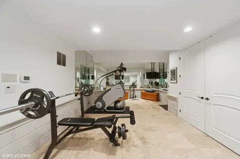 1031 Barrys Court Lake Forest IL 60045