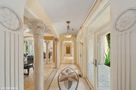 1031 Barrys Court Lake Forest IL 60045