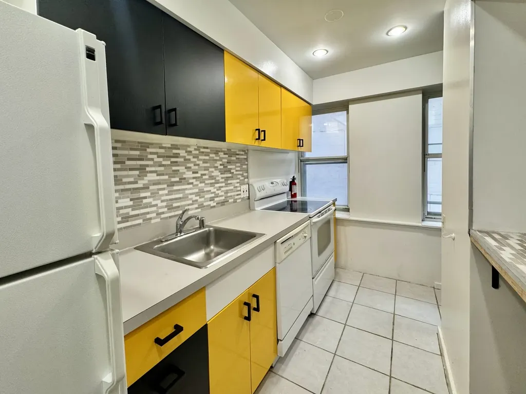 40 East 9th Street Chicago IL 60605