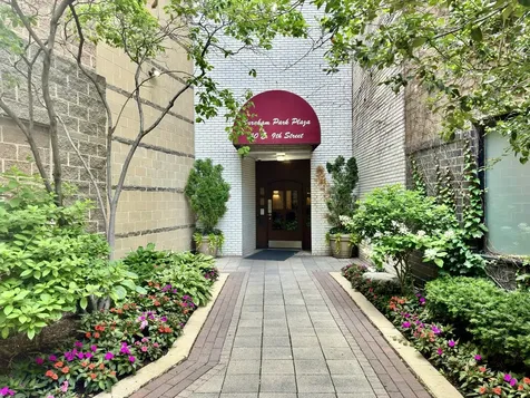 40 East 9th Street Chicago IL 60605