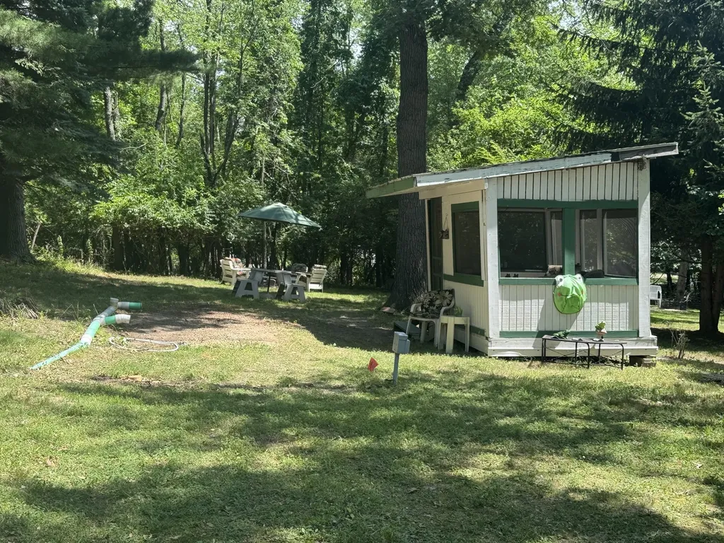 21-208 Woodhaven Lakes Sublette IL 61367