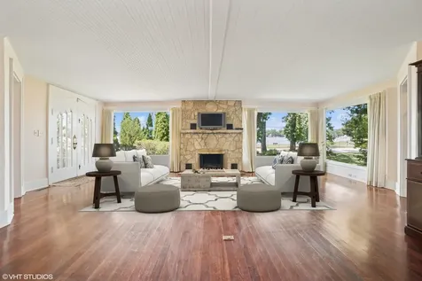 691 Lake Avenue Crystal Lake IL 60014