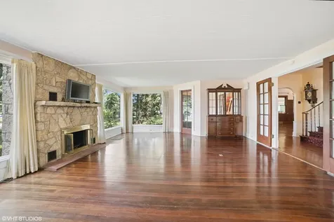691 Lake Avenue Crystal Lake IL 60014