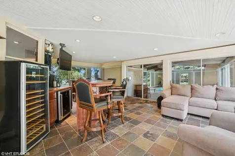 691 Lake Avenue Crystal Lake IL 60014