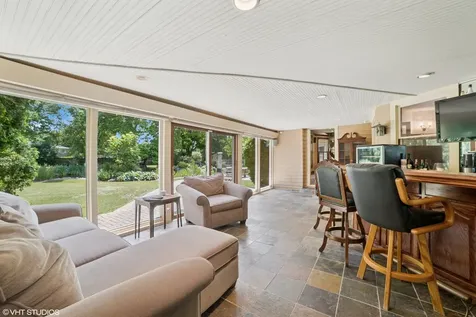 691 Lake Avenue Crystal Lake IL 60014