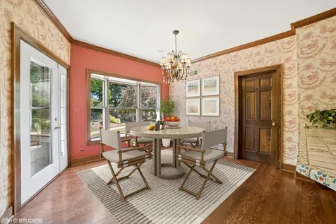 691 Lake Avenue Crystal Lake IL 60014