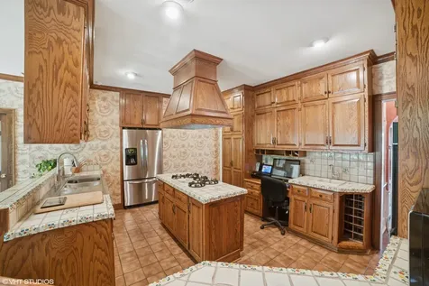 691 Lake Avenue Crystal Lake IL 60014