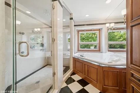 691 Lake Avenue Crystal Lake IL 60014