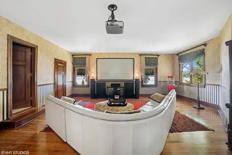 691 Lake Avenue Crystal Lake IL 60014