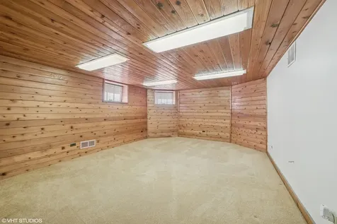 691 Lake Avenue Crystal Lake IL 60014