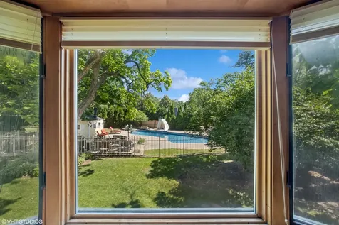 691 Lake Avenue Crystal Lake IL 60014