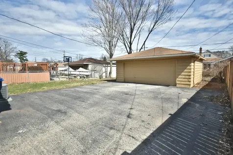 1541 North Lee Boulevard Berkeley IL 60163