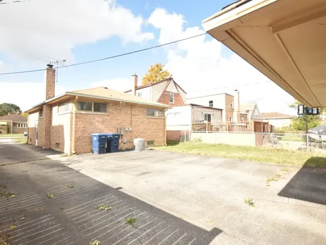 1541 North Lee Boulevard Berkeley IL 60163