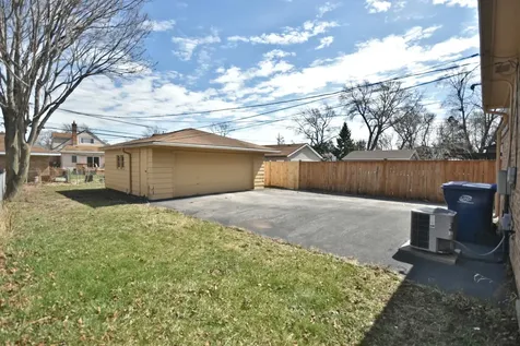 1541 North Lee Boulevard Berkeley IL 60163