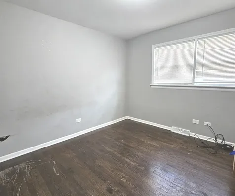 678 Muskegon Avenue Calumet City IL 60409