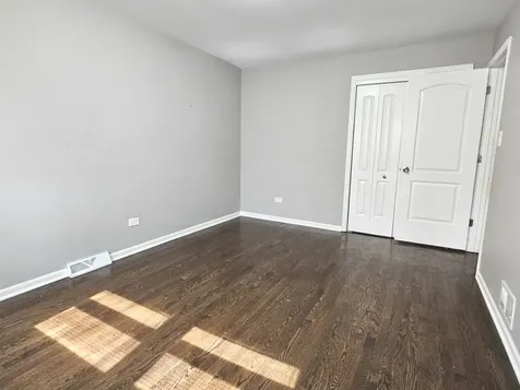 678 Muskegon Avenue Calumet City IL 60409