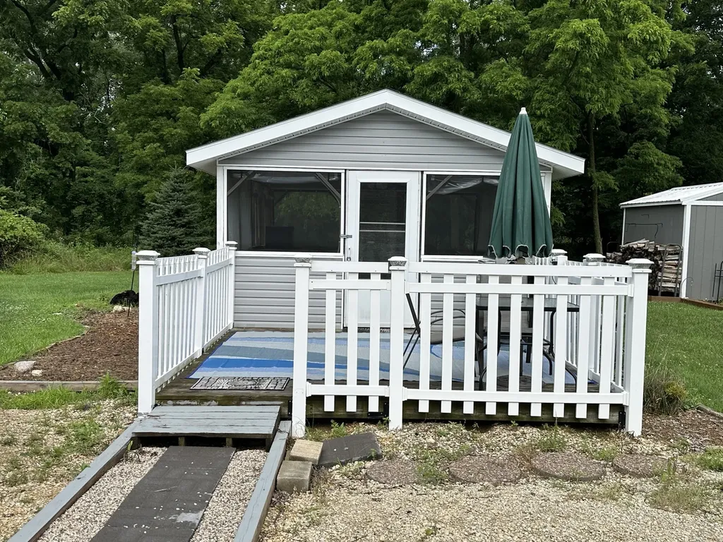 29-370 Woodhaven Lakes Sublette IL 61367