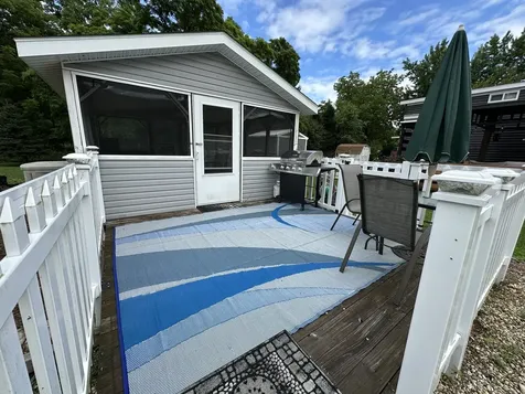 29-370 Woodhaven Lakes Sublette IL 61367