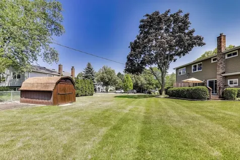206 West Hintz Road Arlington Heights IL 60004