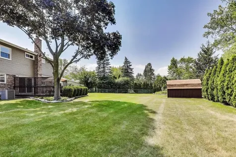 206 West Hintz Road Arlington Heights IL 60004