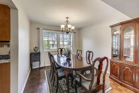 206 West Hintz Road Arlington Heights IL 60004