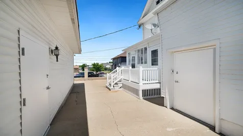 213 Crawford Avenue Dixon IL 61021