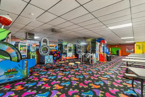 208 West Curtis Road Savoy IL 61874