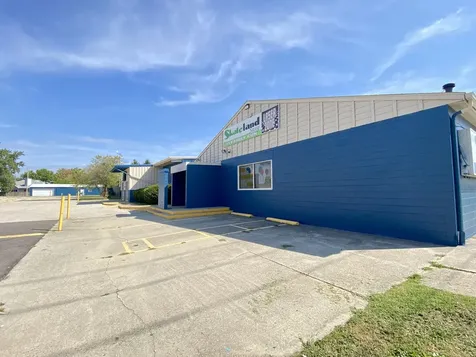 208 West Curtis Road Savoy IL 61874