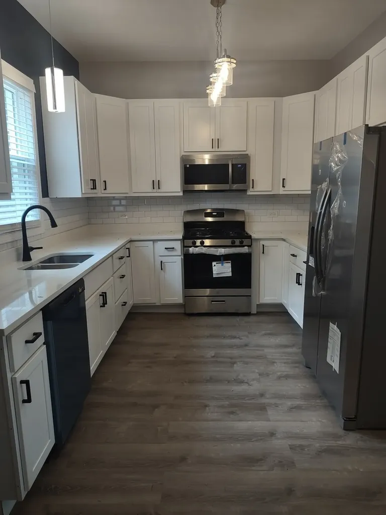 11531 South Perry Avenue Chicago IL 60628
