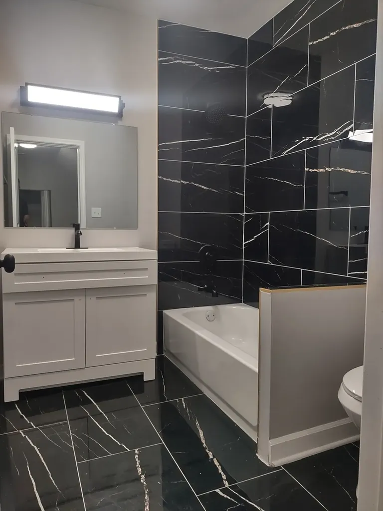 11531 South Perry Avenue Chicago IL 60628