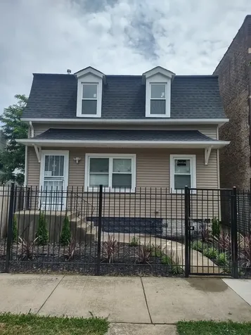 11531 South Perry Avenue Chicago IL 60628