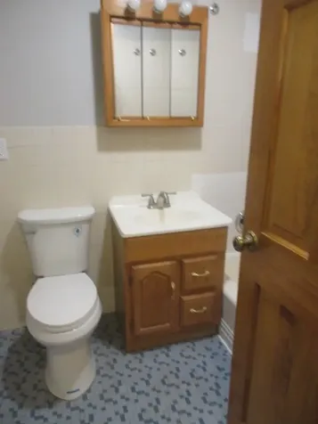 2012 West 111th Street Chicago IL 60643