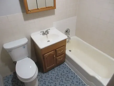 2012 West 111th Street Chicago IL 60643