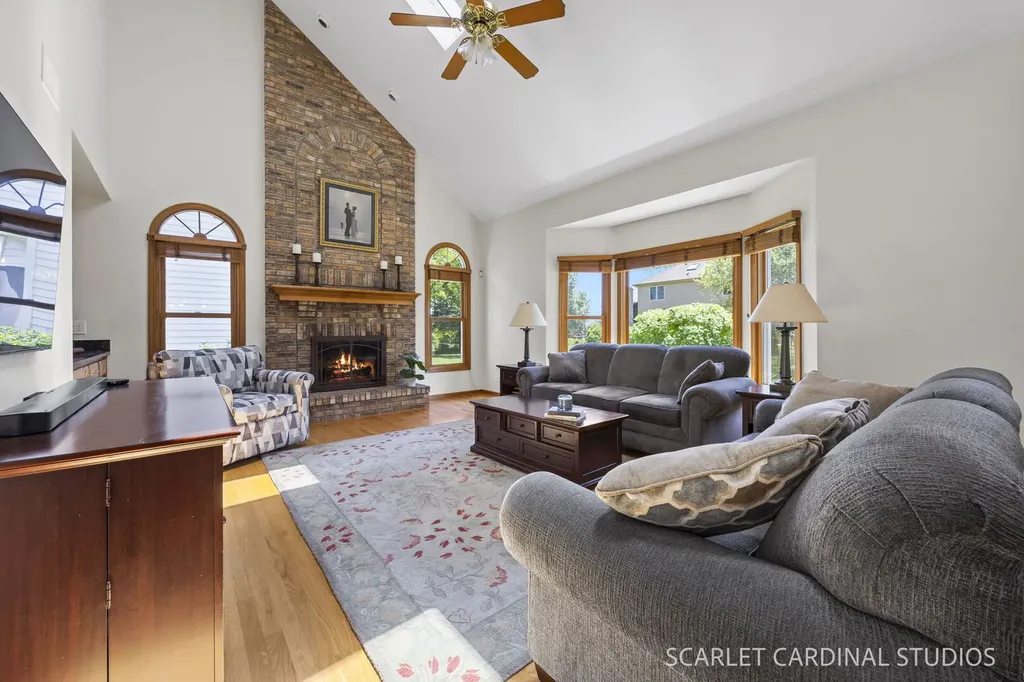 1012 Conan Doyle Road Naperville IL 60564