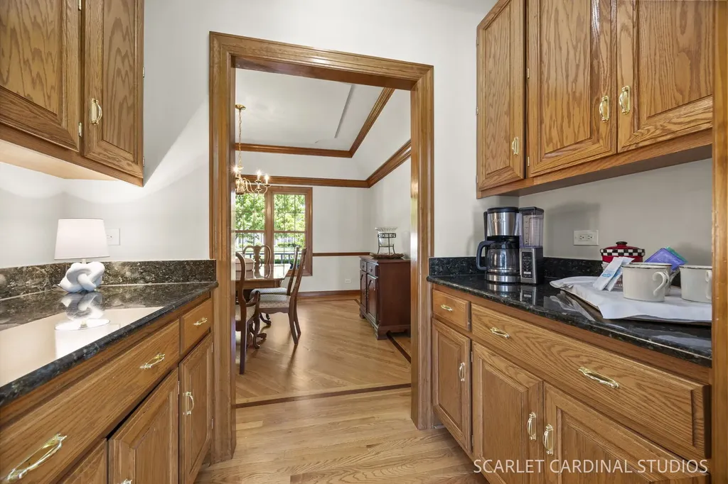 1012 Conan Doyle Road Naperville IL 60564
