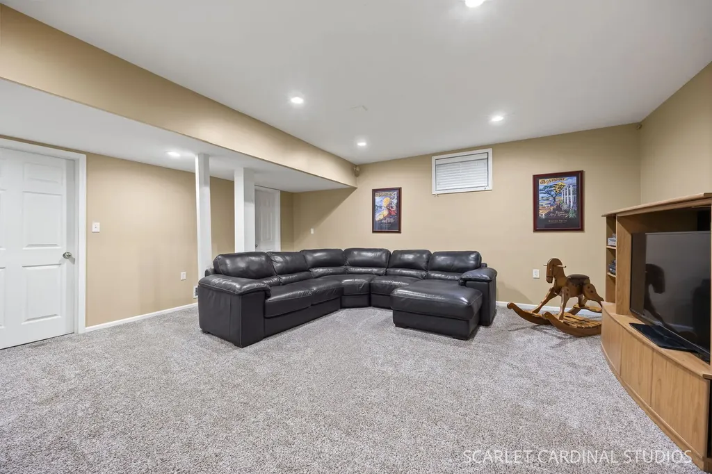 1012 Conan Doyle Road Naperville IL 60564